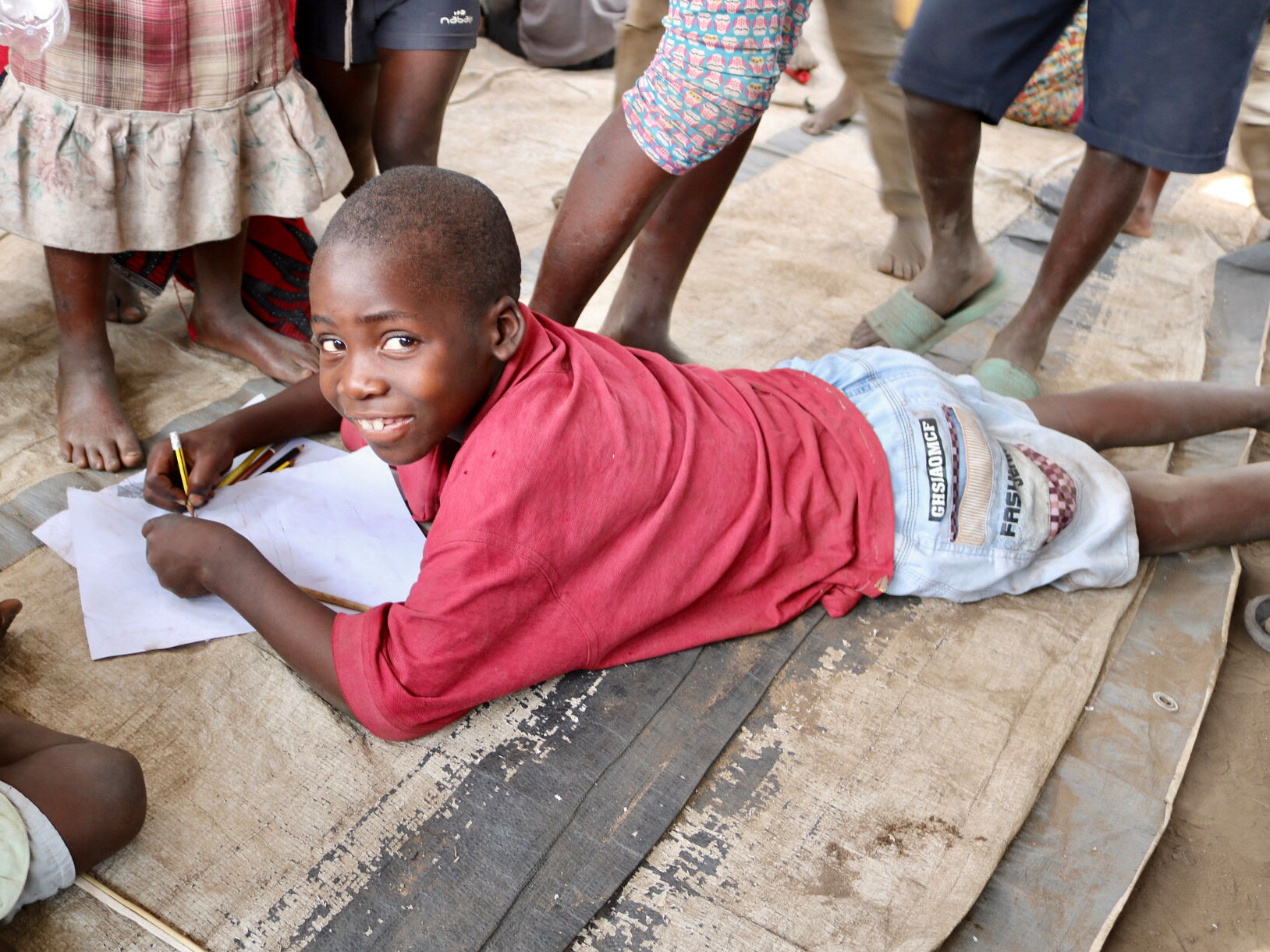 Kinderfreudliches Zentrum für Opfer des  Zyklon in Mosambik.