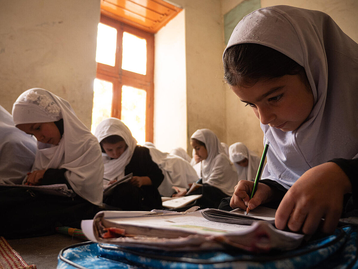 Afghanistan: Mädchen Wird Bildung Vorenthalten - UNICEF Österreich