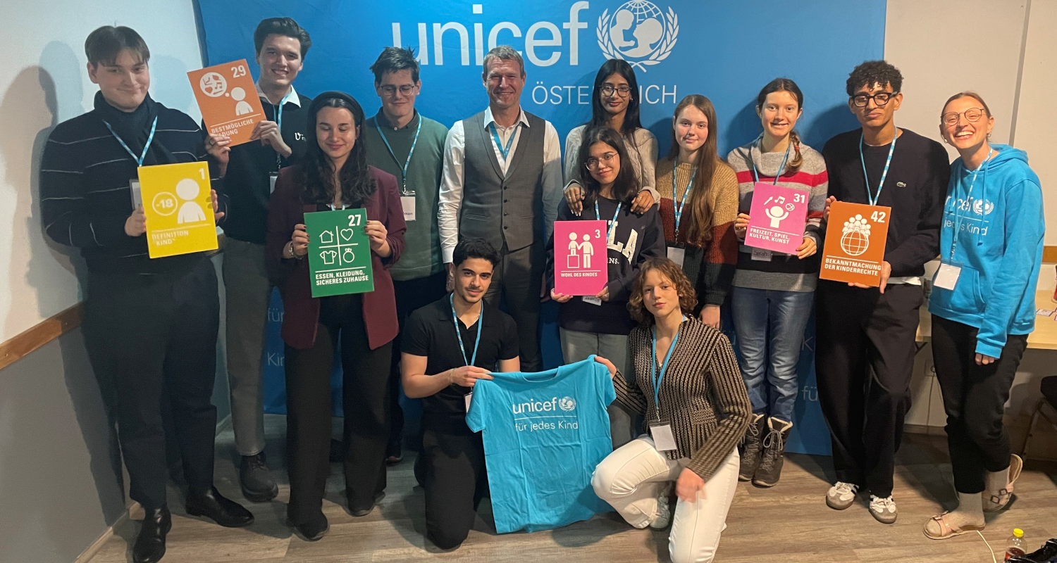 Gruppefoto vom Jugendbeirat von UNICEF Österreich.