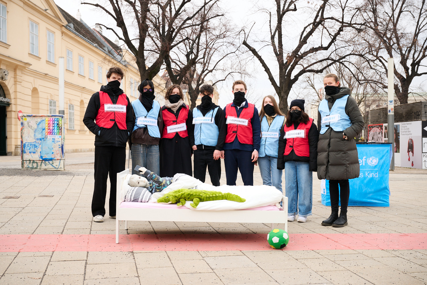 Der UNICEF Österreich Jugendbeirat bei der Aktion.