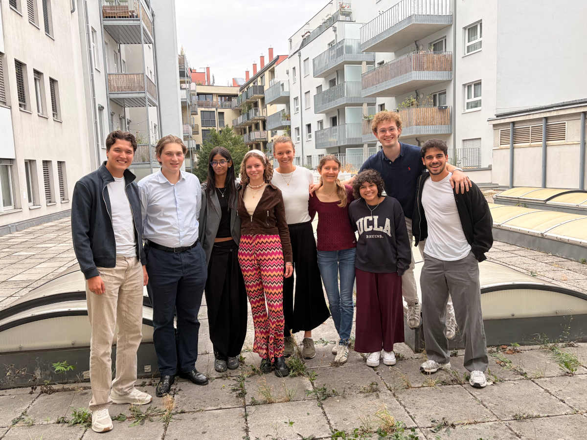 Mitglieder des UNICEF Österreich Jugendbeirat Gruppenfoto.